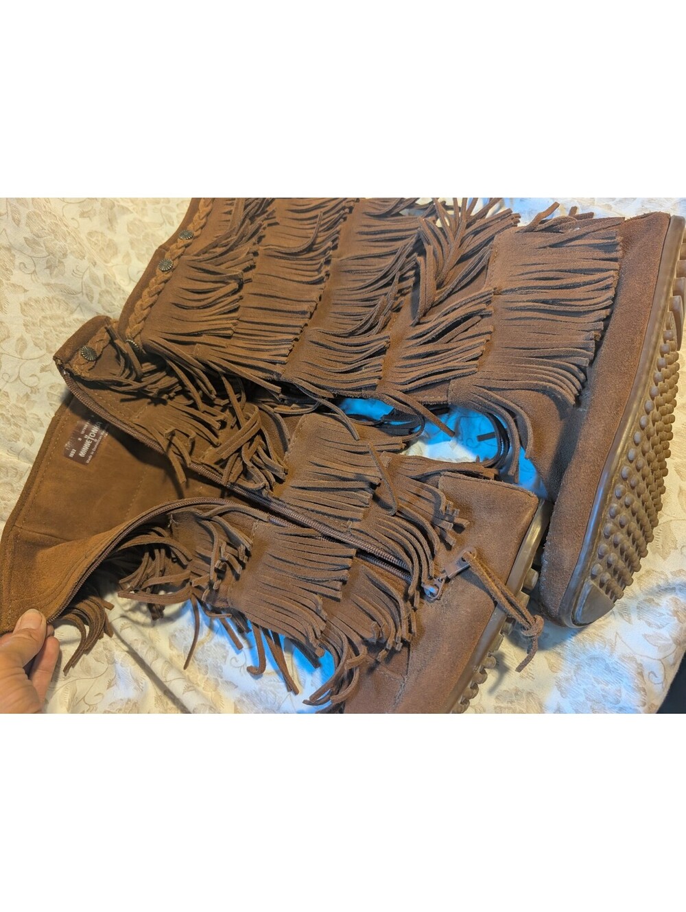 Minnetonka Women's Brown Suede Fringe Ankle Boots Size 8